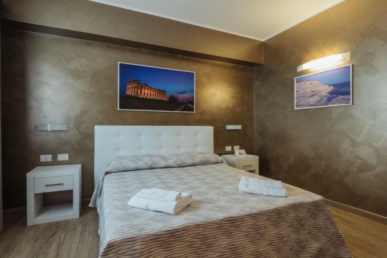 Le Vele Di Balestrate Hotell Eksteriør bilde