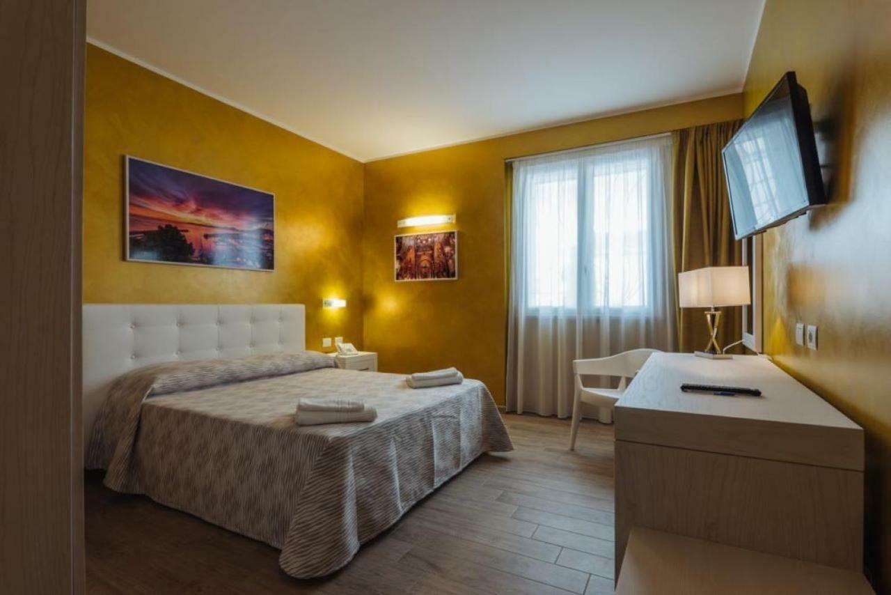 Le Vele Di Balestrate Hotell Eksteriør bilde